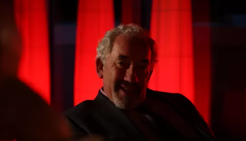 LATE BLOOMERS - Still of Simon Callow